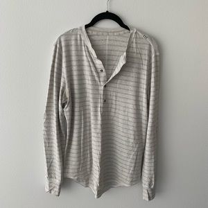 Lululemon Henley Size SMALL